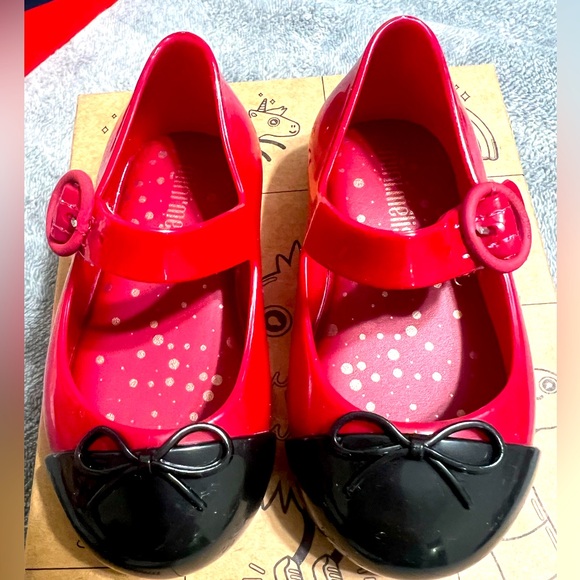 Mini Melissa shoes for toddler - Picture 1 of 6
